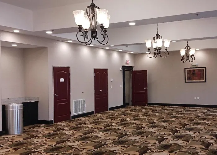 Red Roof Inn & Suites Longview